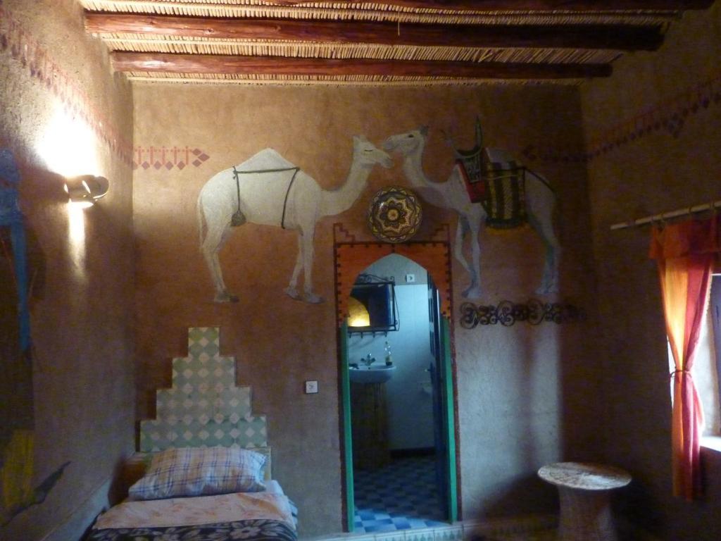 古堡全景酒店 梅尔祖卡 客房 照片